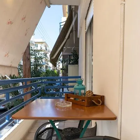 Goat-ness Sake Apartamento Volos